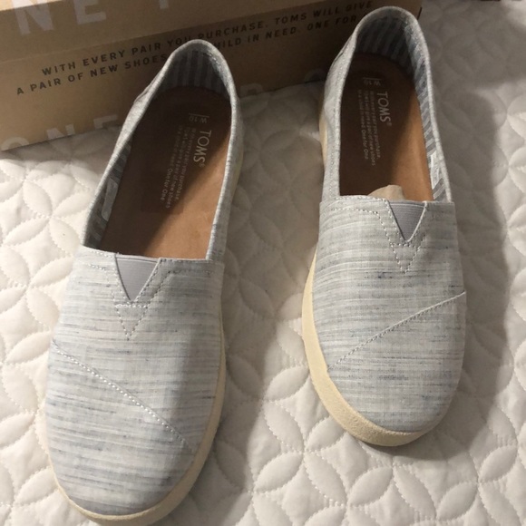 Toms Shoes - TOMS Avalon Sneaker size 10